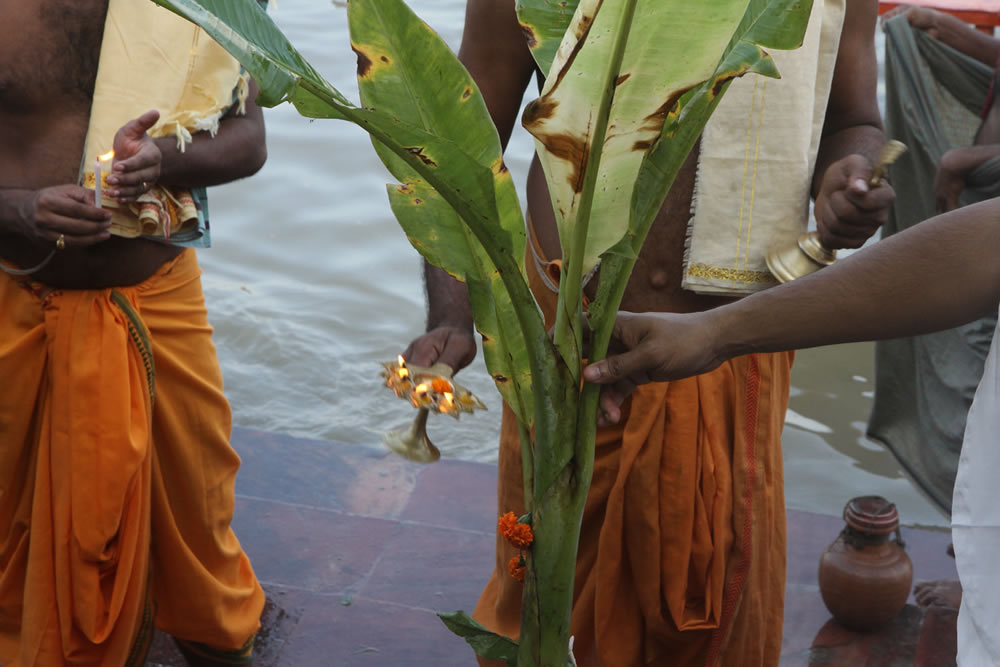 Durga Puja - Photo Series By Indian Photographer Nilanjan Ray