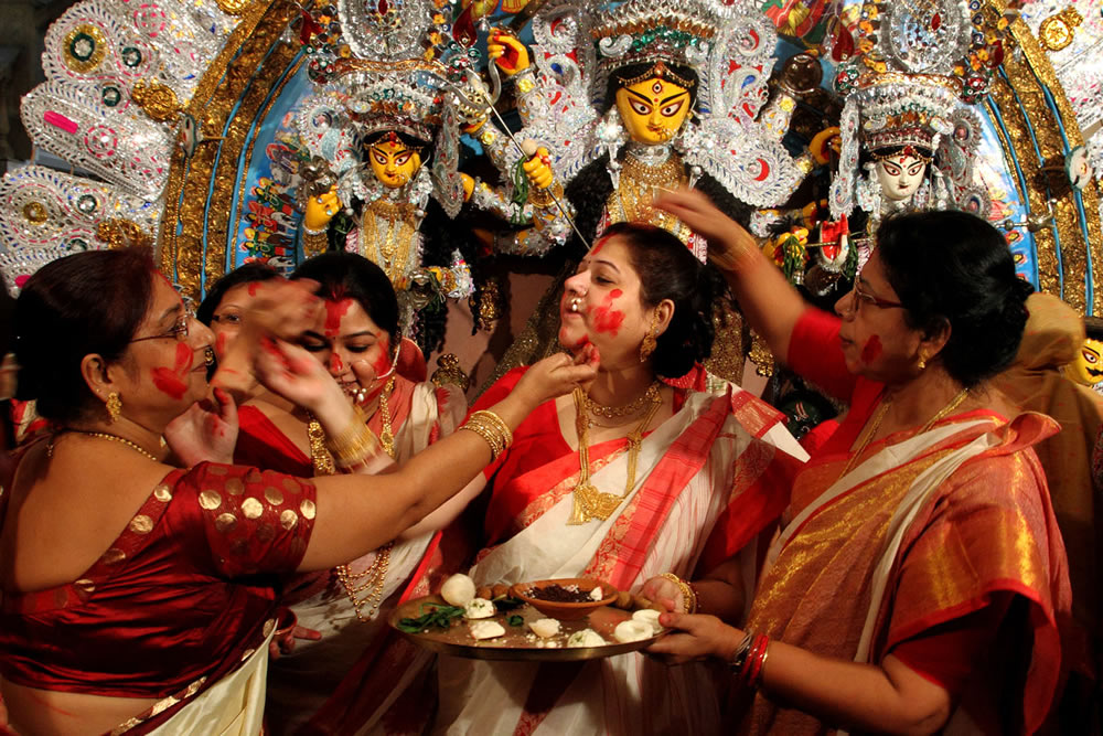 Durga Puja - Photo Series By Indian Photographer Nilanjan Ray