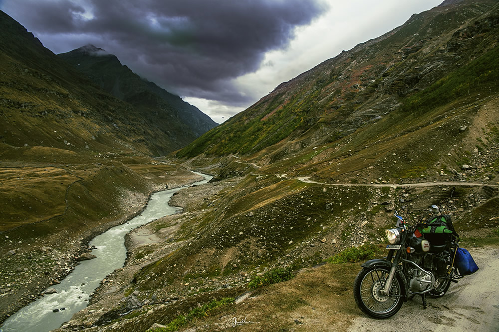 Mountains, Experiences, Ladakh - Photo Series By Robins Mathew