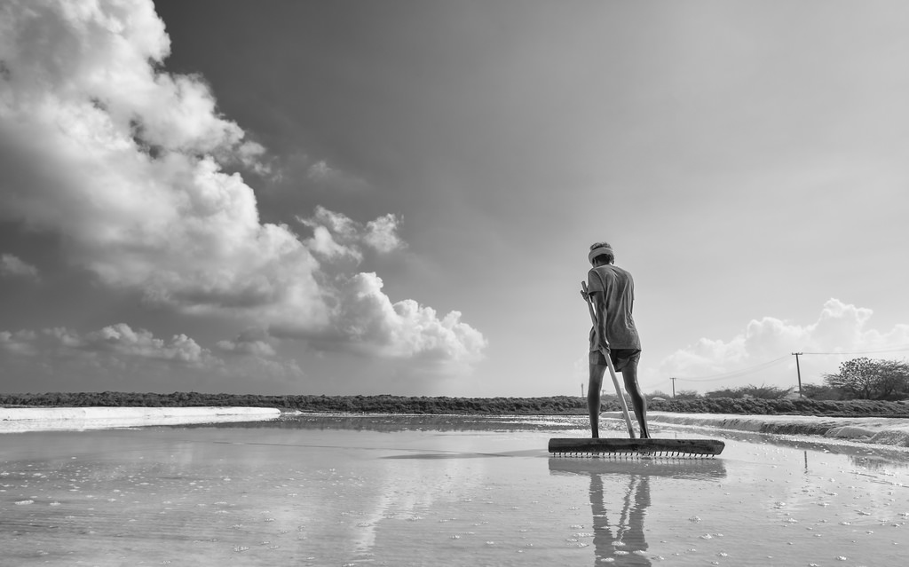 Life In Salt Pans - Photo Series By Indian Photographer Padmanabhan Rangarajan