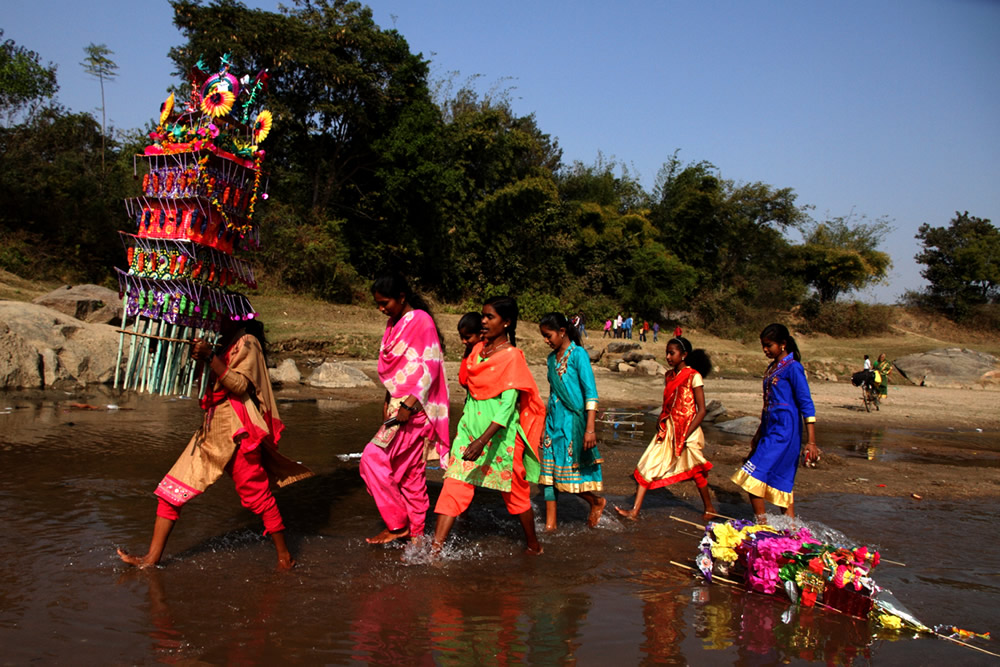 TUSU Festival – Photo Series By Indian Photographer Nilanjan Ray