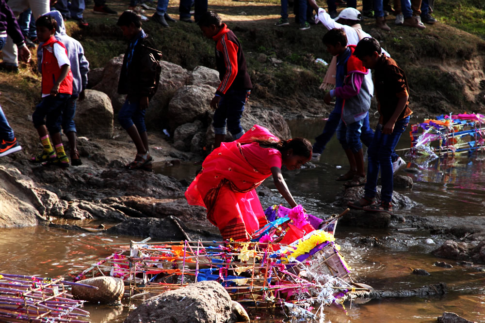 TUSU Festival – Photo Series By Indian Photographer Nilanjan Ray