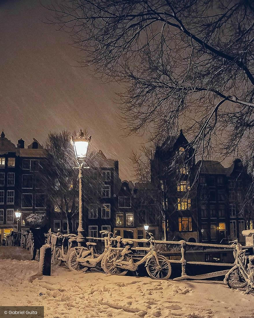 Dutch Photographer Gabriel Guita Beautifully Captured Amsterdam Covered By Heavy Snow