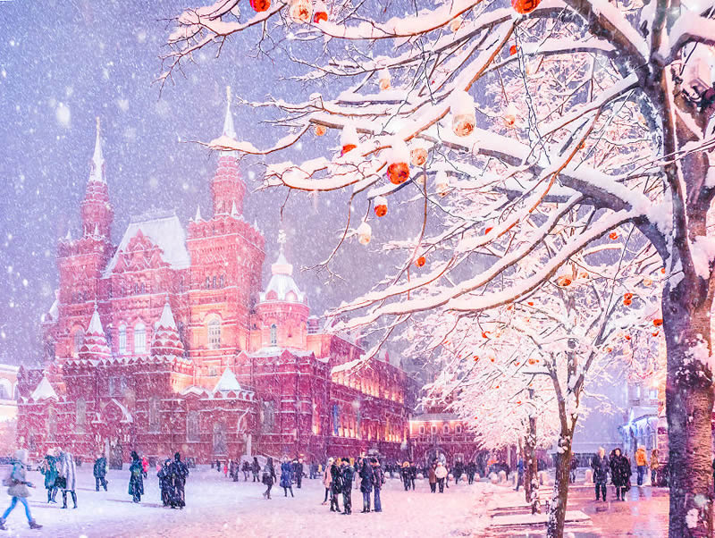 Russian Photographer Kristina Makeeva Beautifully Captured Moscow During Snowfall