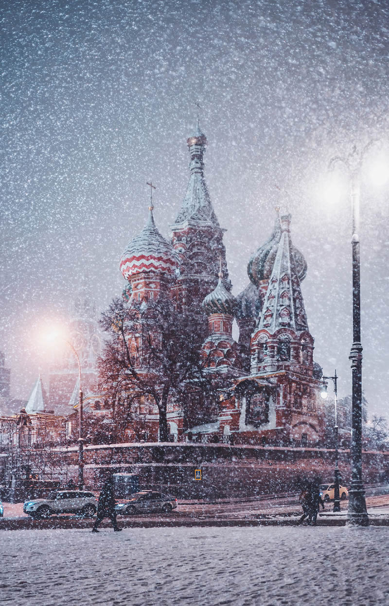 Russian Photographer Kristina Makeeva Beautifully Captured Moscow During Snowfall