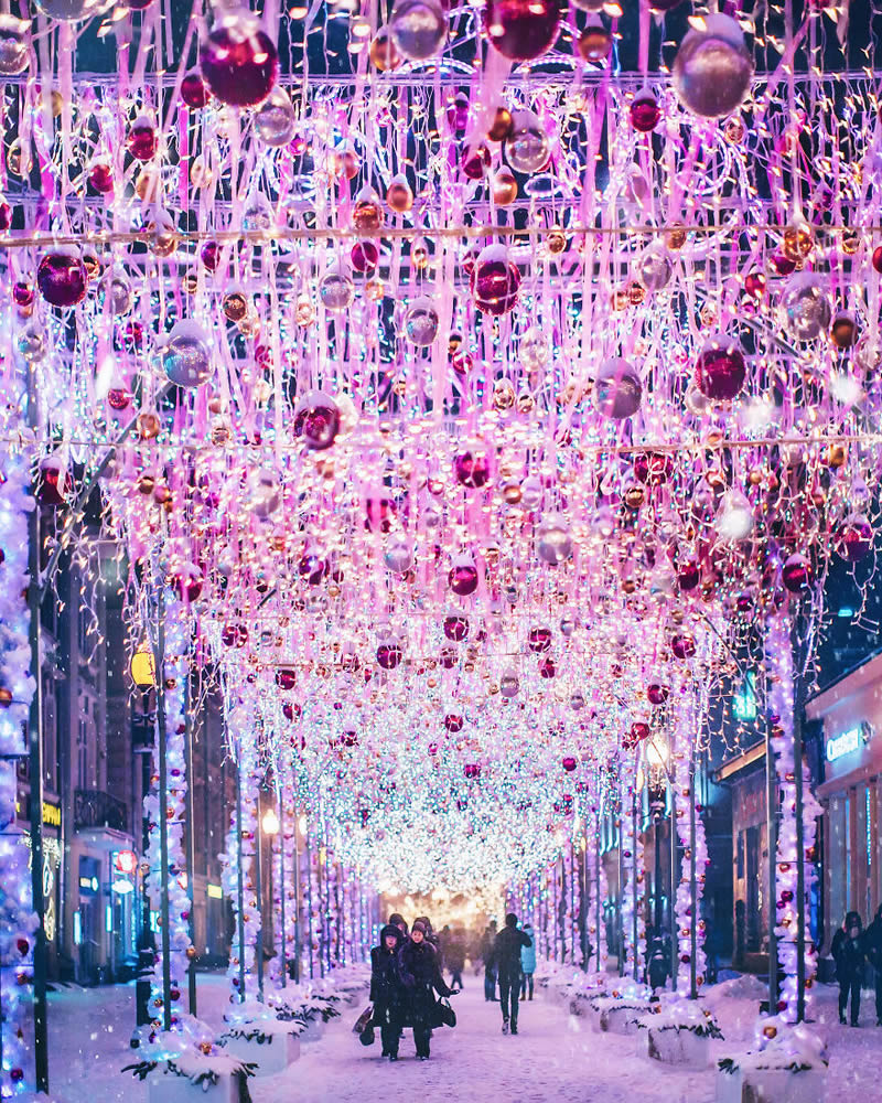 Russian Photographer Kristina Makeeva Beautifully Captured Moscow During Snowfall