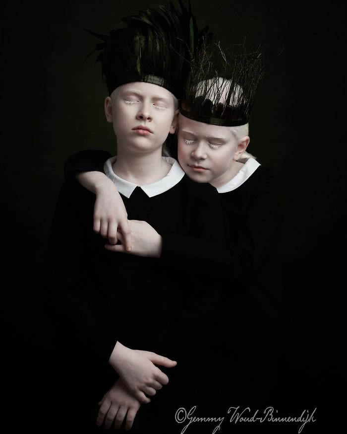 Dutch Photographer Gemmy Woud-Binnendijk Shoots Portraits In the Style Of Classic Paintings