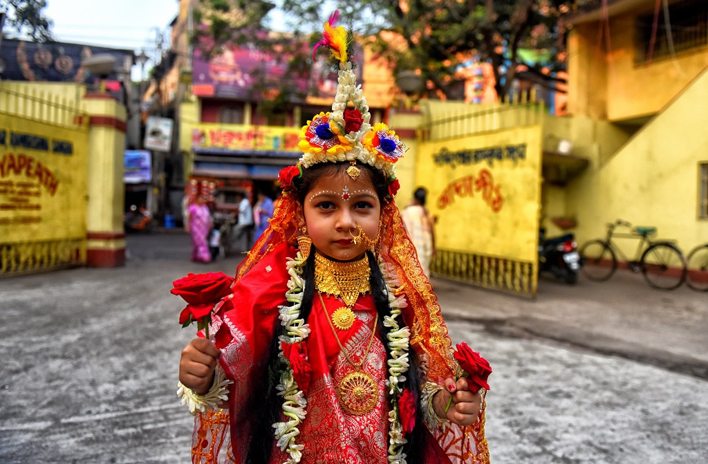 Kumari Puja: Worship Of Unmarried Teenage Girl As Goddess - Photo Series By Avishek Das