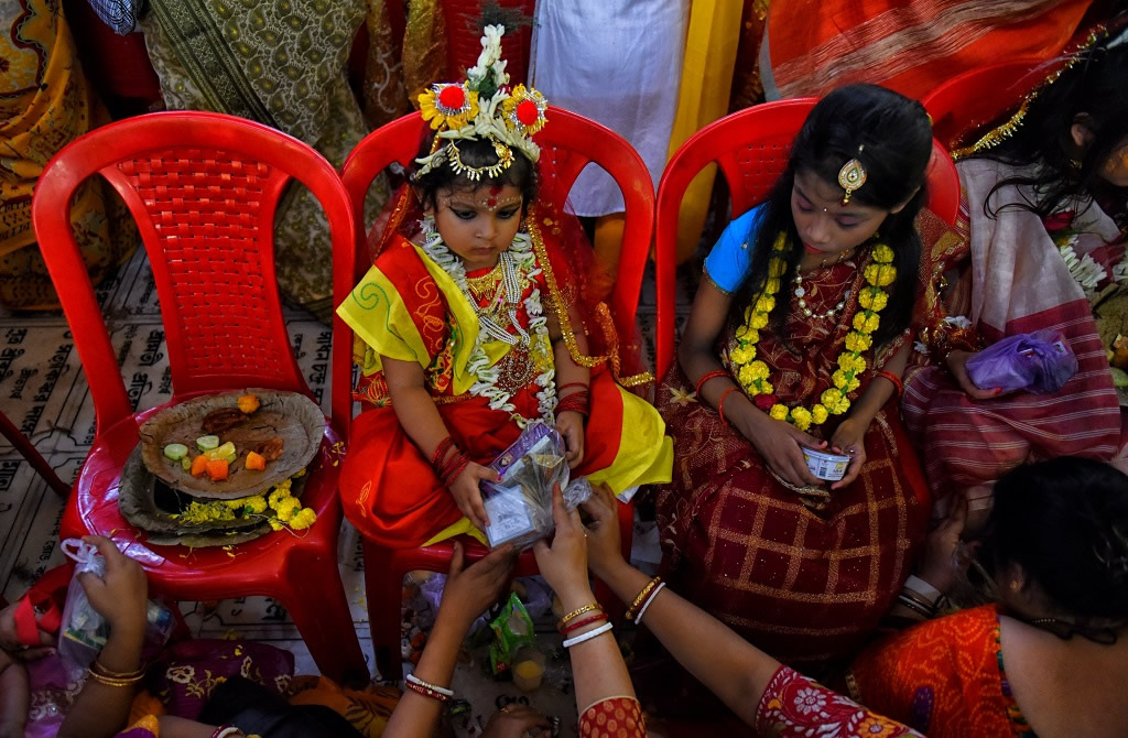 Kumari Puja: Worship Of Unmarried Teenage Girl As Goddess - Photo Series By Avishek Das