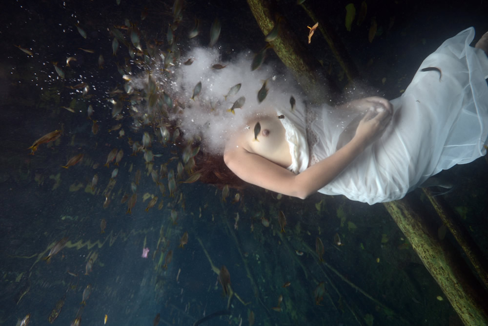 Nereides: Under Water Documentary Photography By Lianne Strik