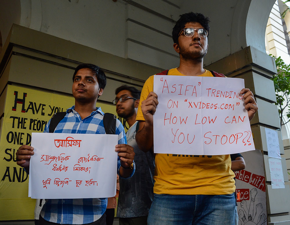 City In Protest: Photo Series By Indian Photographer Debarchan Chatterjee