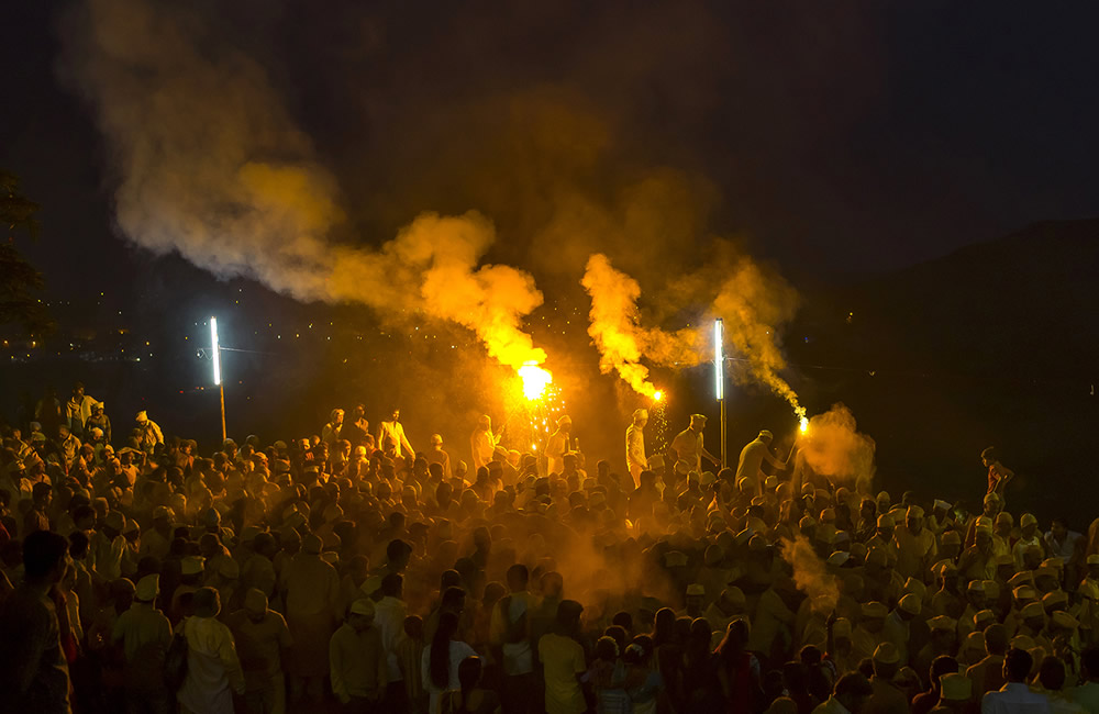 Jejuri - Somvati Amavasya Festival: Photo Story By Indian Photographer Mahesh Lonkar