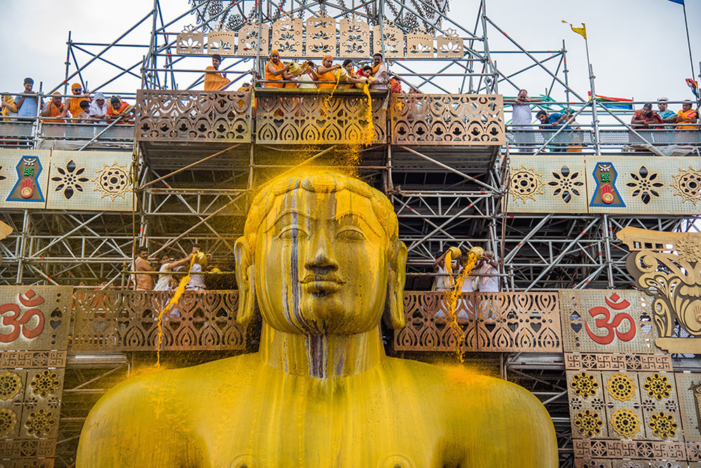 Mahamastakabhisheka at Shravanabelagola: Beautiful Photo Series By Shreenivasa Yenni