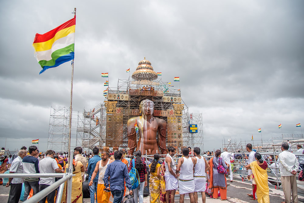 Mahamastakabhisheka at Shravanabelagola: Beautiful Photo Series By Shreenivasa Yenni