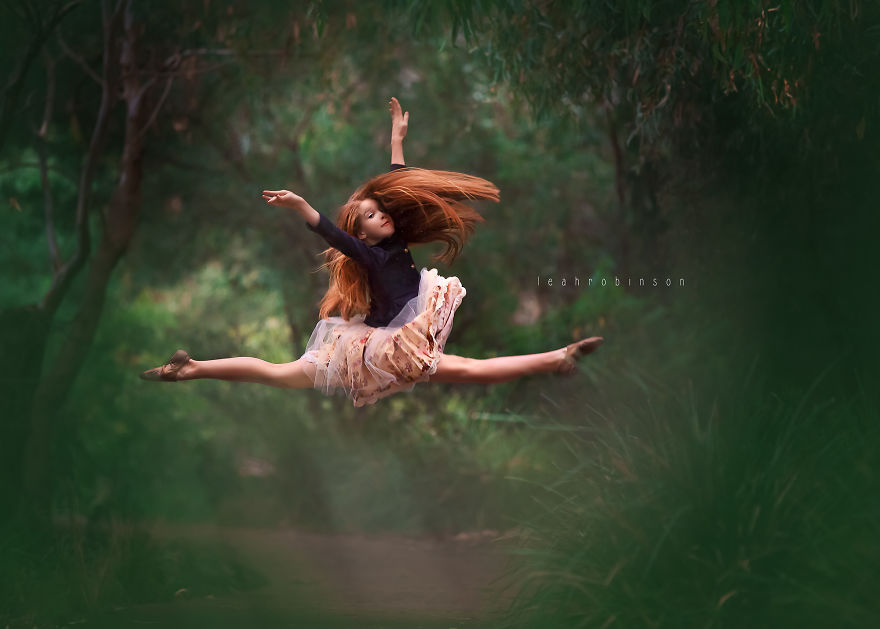 Incredible Photographs Of Young Dancers In Nature By Australian Photographer Leah Robinson