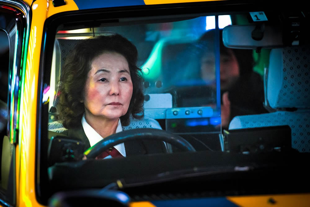 Photographer Oleg Tolstoy Stunningly Captured Tokyos Nighttime Taxi Drivers