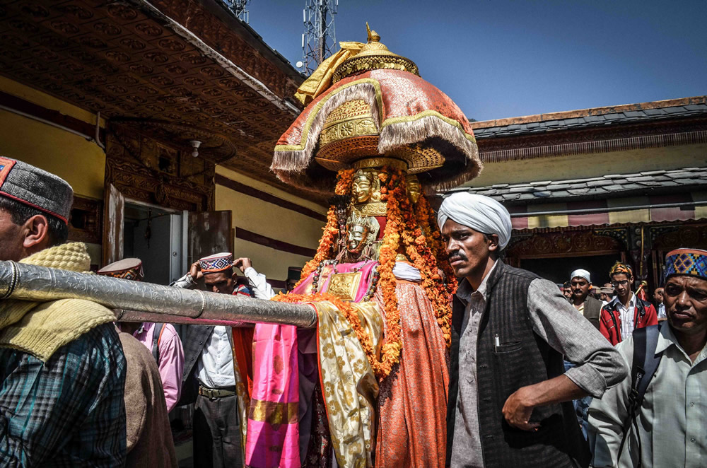 Kullu Dusshera: Photo Series By Indian Photographer Shikha Sood