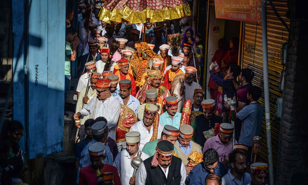 Kullu Dusshera: Photo Series By Indian Photographer Shikha Sood