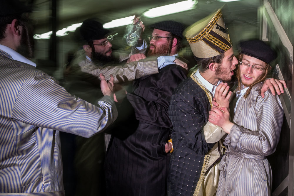 An Interview With Israeli Street Photographer Ronen Berka