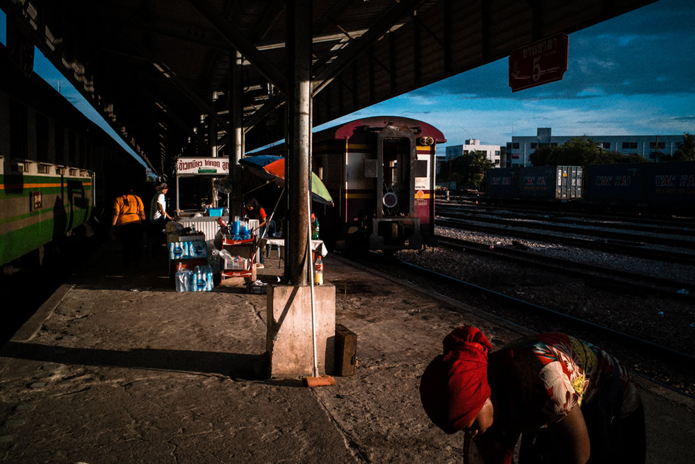 An Amazing Interview With Thai Street Photographer Sakulchai Sikitikul