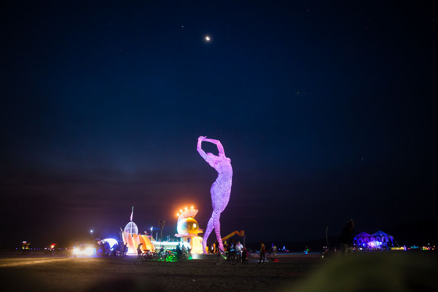 Photographer Philip Volkers Beautifully Captured Decade Of Photographs From Burning Man