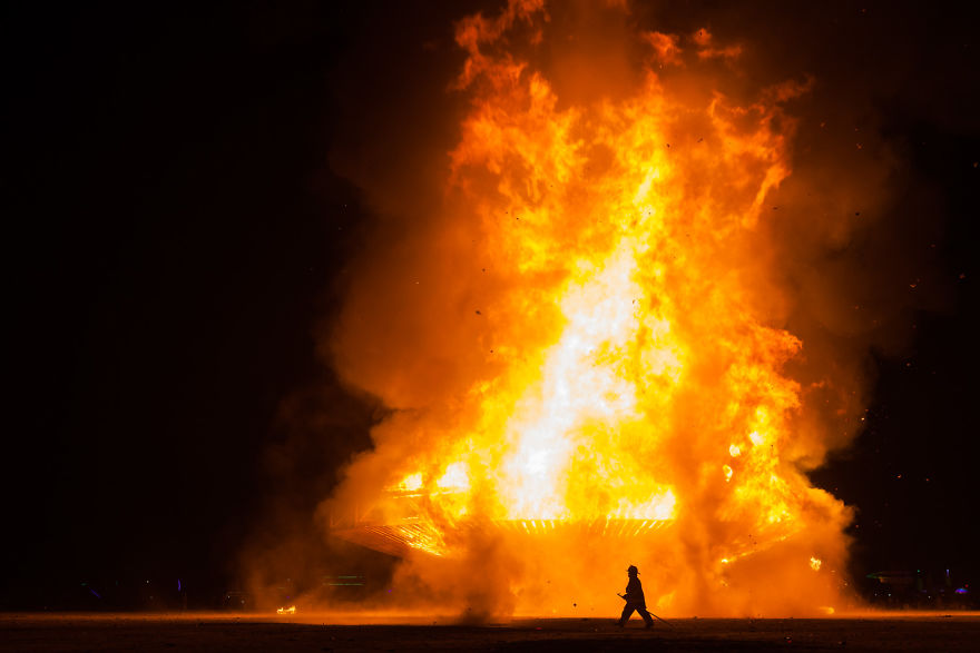 Photographer Philip Volkers Beautifully Captured Decade Of Photographs From Burning Man