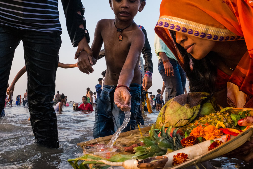 An Inspiring Interview With Street Photographer Suresh Naganathan