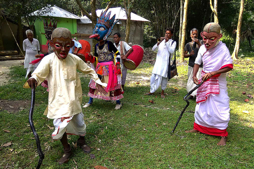 Gomira Dance: Photo Series By Indian Photographer Nilanjan Ray