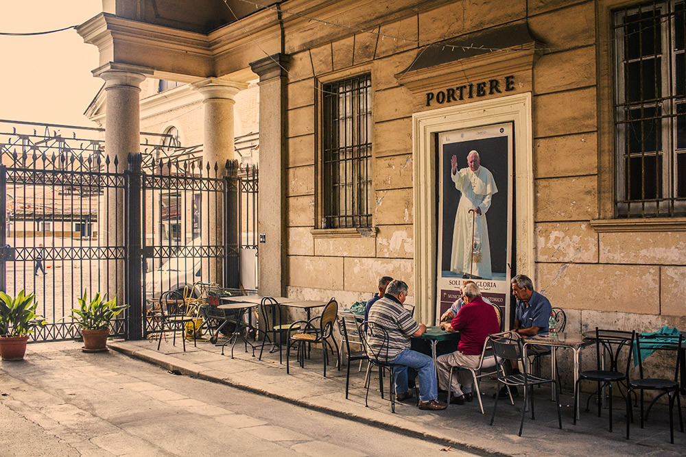 An Inspiring Interview With Italian Street Photographer Alessio Trerotoli