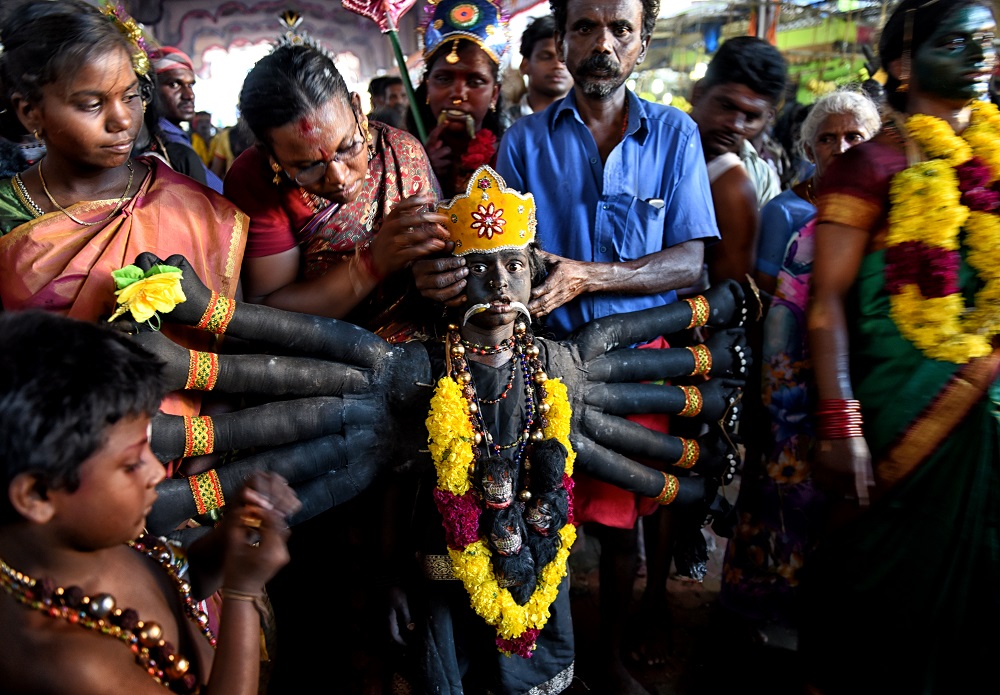 Expressive Dasara Festival At Kulasekharapatnam By Avishek Das