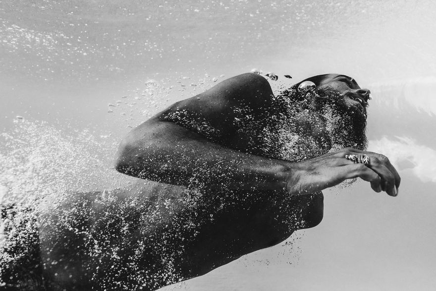 Australian Photographer Trent Mitchell Photographed Ghostlike Portraits Of Bodysurfers