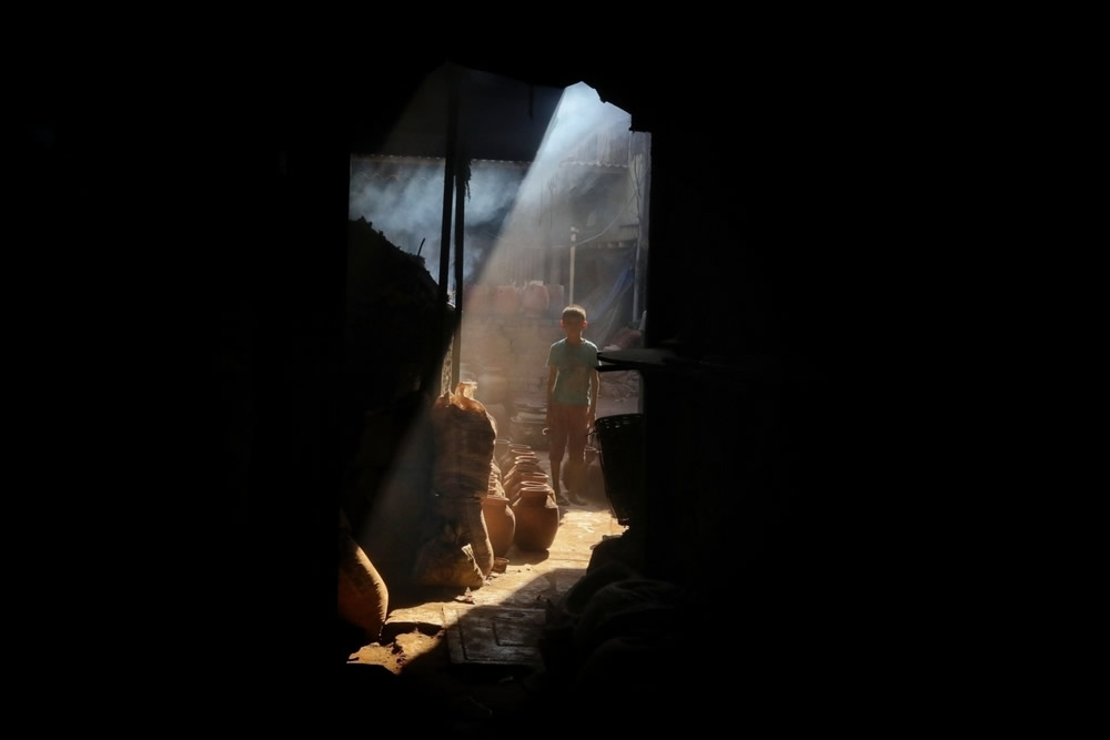 Kumbharwada - The City Of Lamps In Dharavi: Photo Series By Rahul Machigar