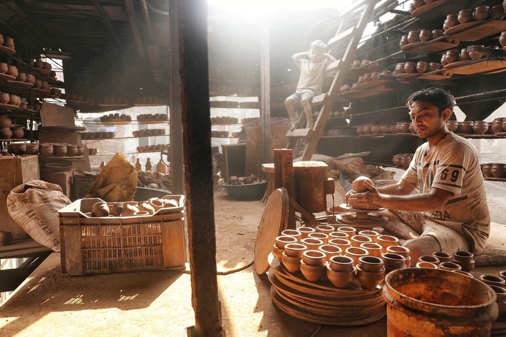 Kumbharwada - The City Of Lamps In Dharavi: Photo Series By Rahul Machigar