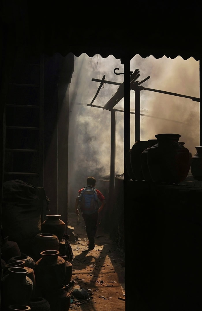 Kumbharwada - The City Of Lamps In Dharavi: Photo Series By Rahul Machigar