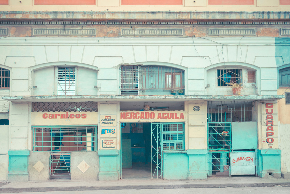 Dreamy Havana Streets: Photography Series By Helene Havard