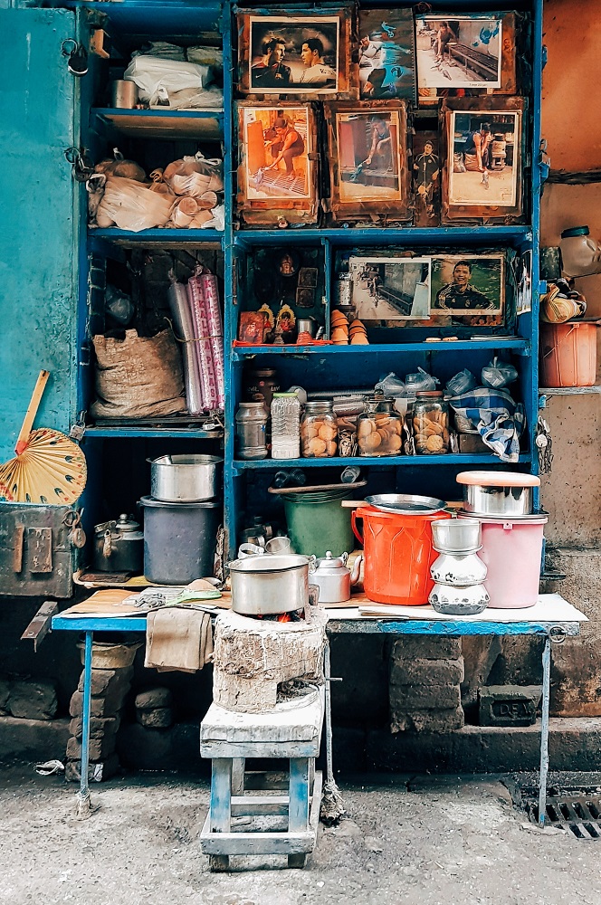 Colors On The Streets Of Kolkata: Photo Series By Alipriya Ghosh