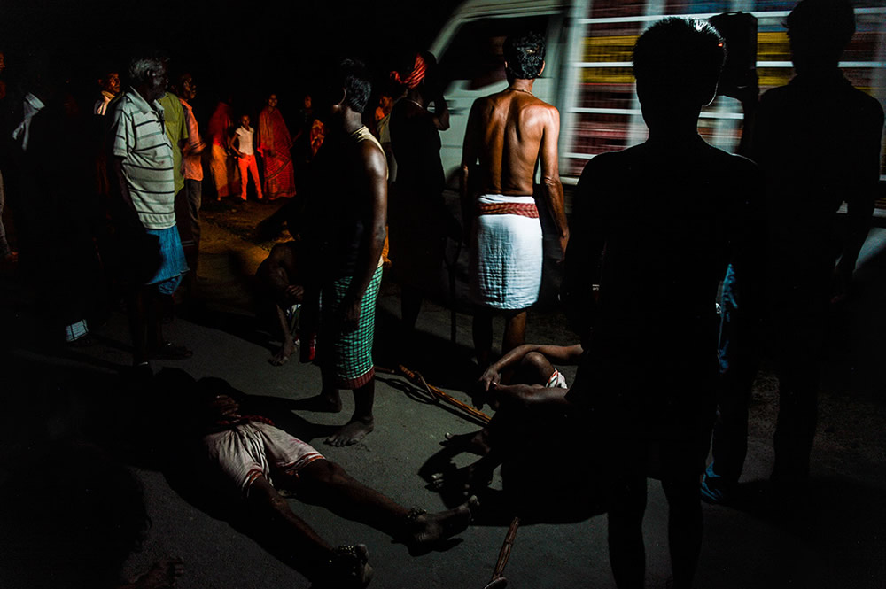 At The Peak Of Devotion: Photo Series By Soumyabrata Roy