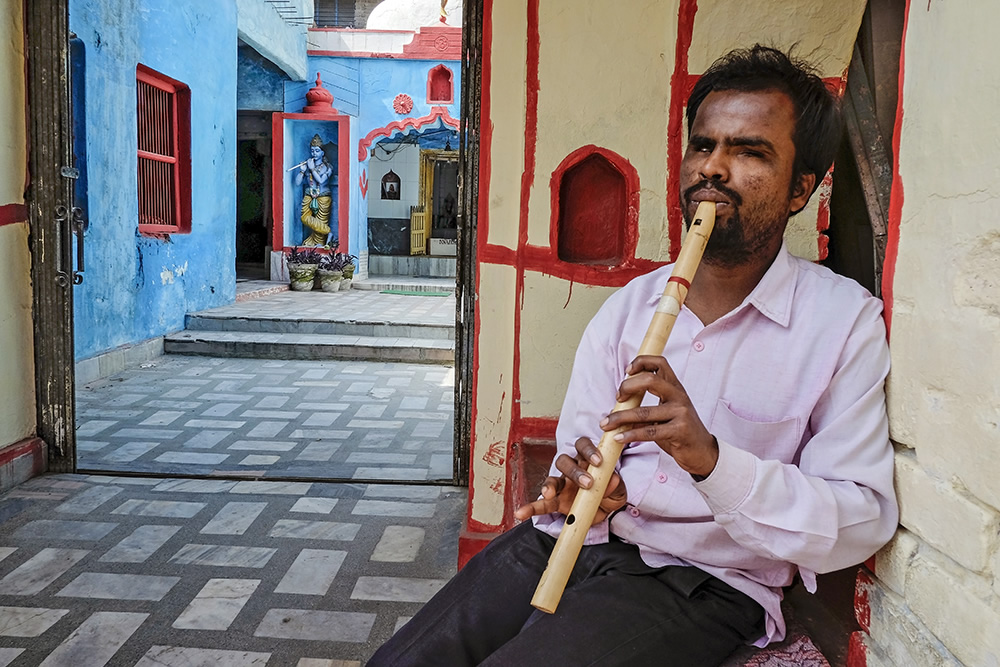 Haridwar – The Gateway to the Gods By Amlan Sanyal