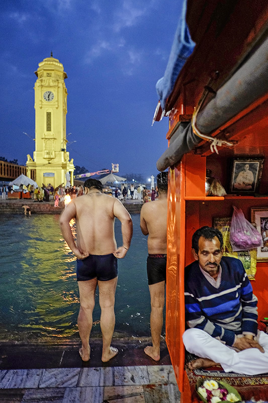 Haridwar – The Gateway to the Gods By Amlan Sanyal