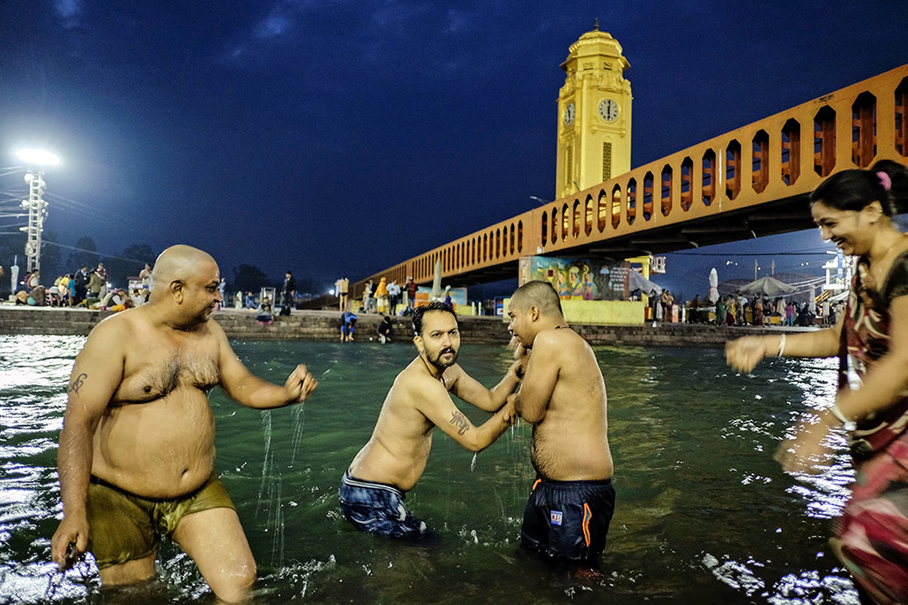 Haridwar – The Gateway to the Gods By Amlan Sanyal