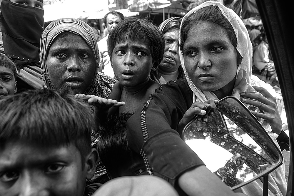 Unheard Songs Of Stateless People By Bangladeshi Photographer Asma Beethe