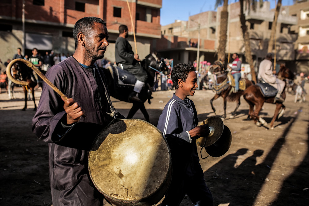 Life In Hidden Streets By Egyptian Photographer Ahmed Mustafa