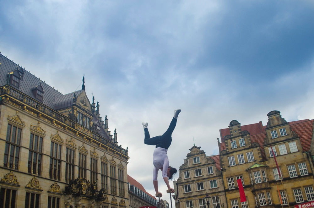 Street Drama Of Bremen: Photo Series By Nafi Sami