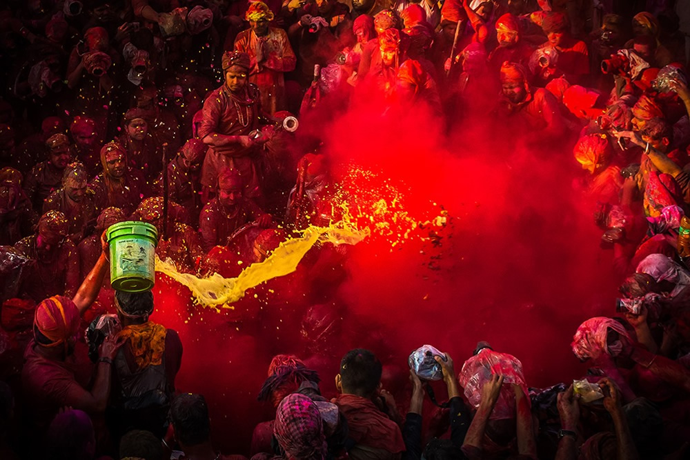 Best Entries of 121 Clicks Photo Contest – Festival Essence