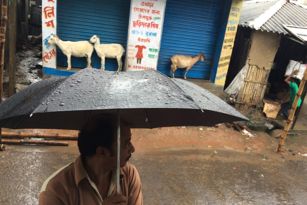 Inspiring Interview With Indian Street Photographer Zahir Abbas