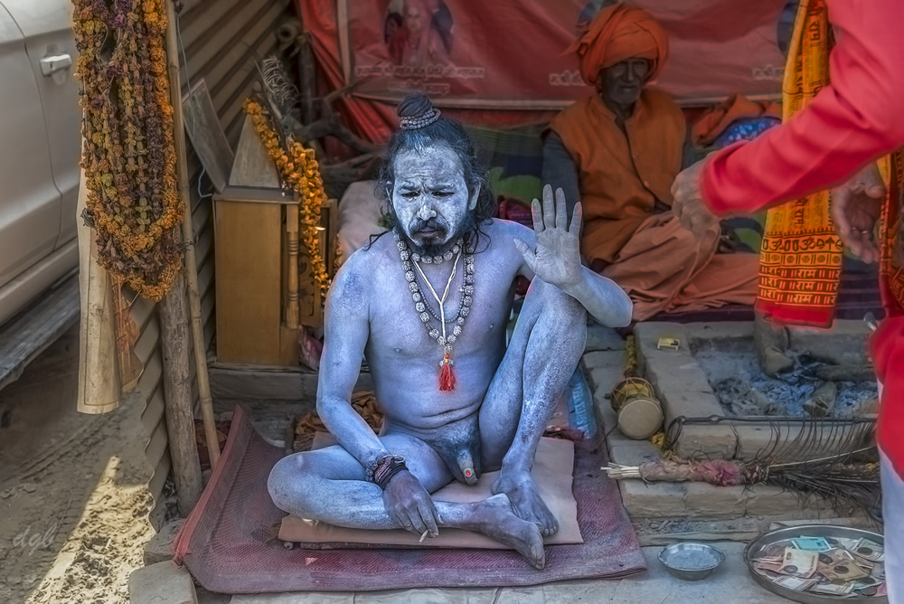 Prayagraj Kumbh Mela 2019: Photo Series By Dashawatar Bade