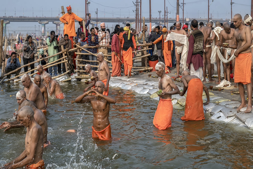 Prayagraj Kumbh Mela 2019: Photo Series By Dashawatar Bade