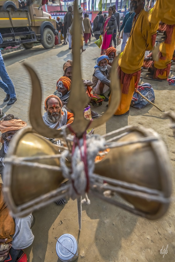 Prayagraj Kumbh Mela 2019: Photo Series By Dashawatar Bade