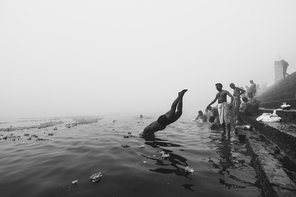 Fog - Daily Life in Village: Photo Series By Dnyaneshwar Prakash Vaidya