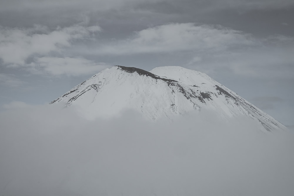 Travel Photographer Javi Lorbada Beautifully Captured Whakapapa Landscapes